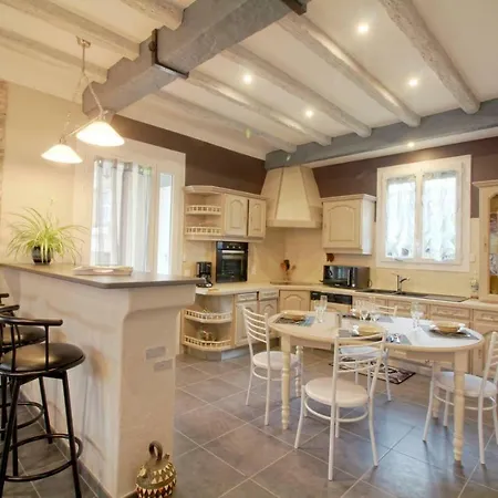 Holiday home Cocooning Lourdes